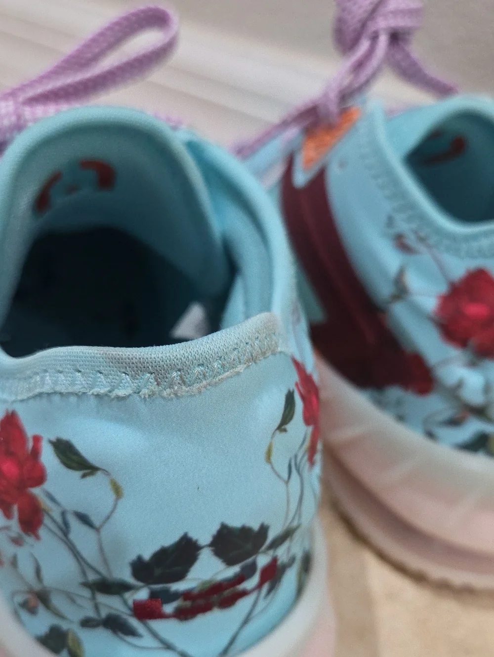 NIKE LeBron 18 Low x Mimi PlangeDaughters-Size:5Y